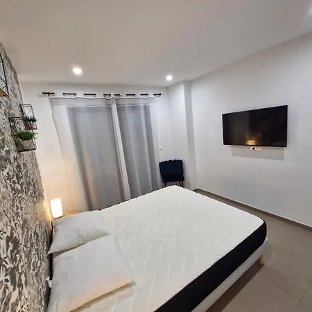 Alvalmax Villa